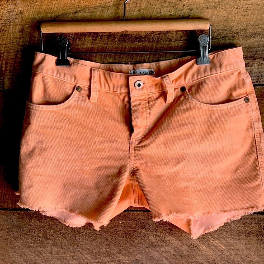 Salmon color Oahu carve design